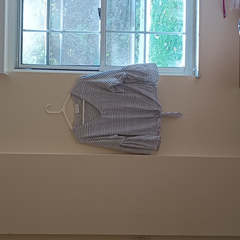 Stripped long sleeve shirt